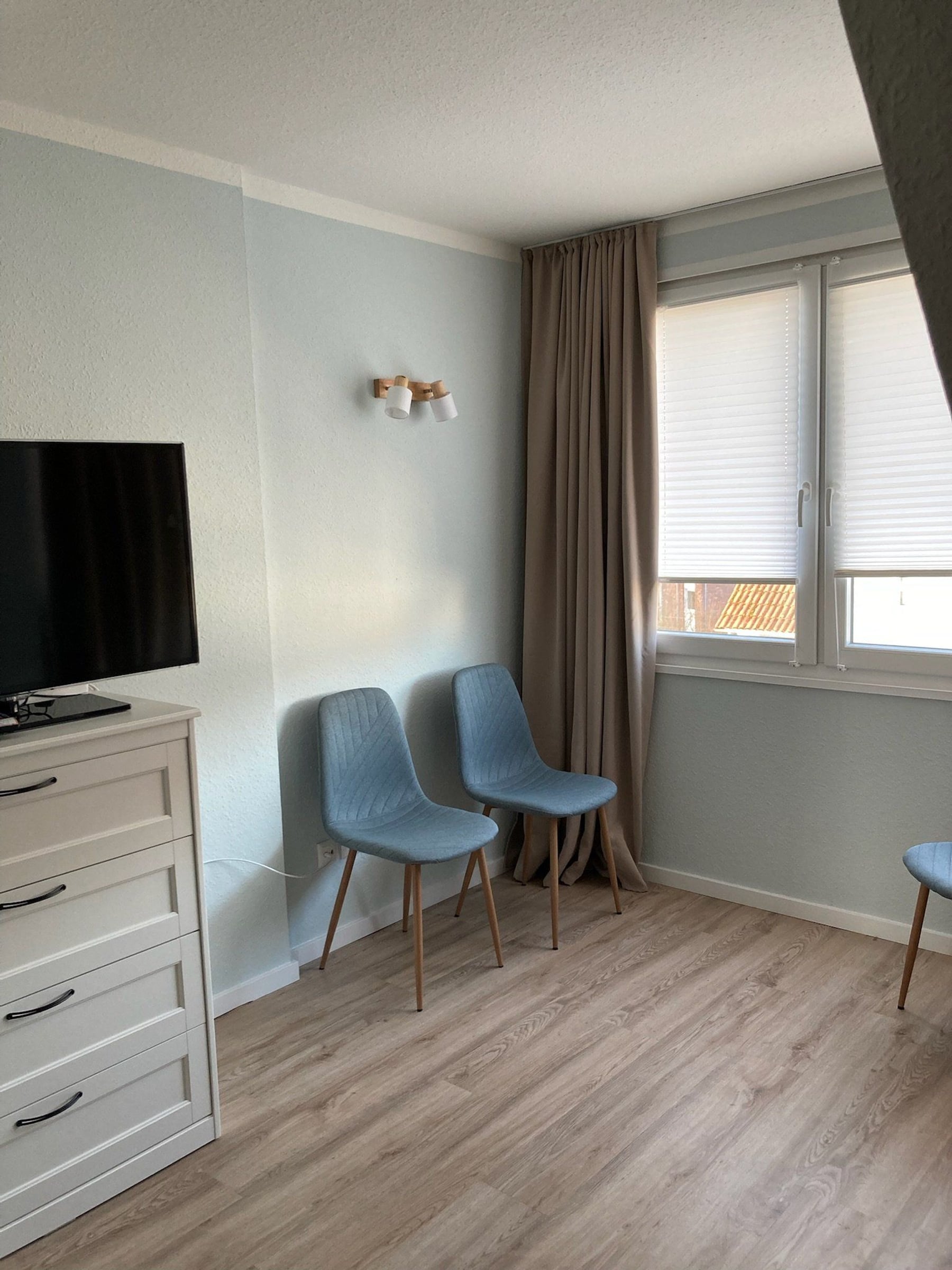 Wohnzimmer renoviert – Malermeister Sven Freitag Giekau